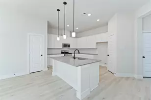 3016 La Rambla Dr, Houston, TX 77047 - Photo 6