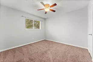 12730 Lake Conroe Hills Dr, Willis, TX 77318 - Photo 18