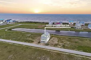 11327 Starfish Dr, Galveston, TX 77554 - Photo 6