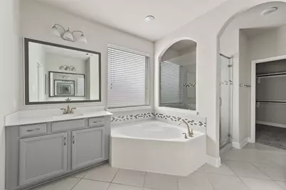 190 Bloomhill Place, The Woodlands, TX 77354 - Photo 8