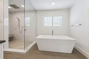 6019 Camellia St, Houston, TX 77007 - Photo 10