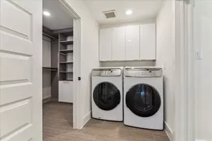 6019 Camellia St, Houston, TX 77007 - Photo 12