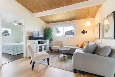 22201 Matagorda Drive, Galveston, TX 77554 - Photo 4