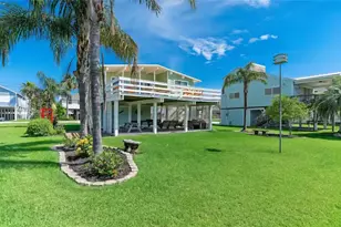 22201 Matagorda Dr, Galveston, TX 77554 - Photo 1