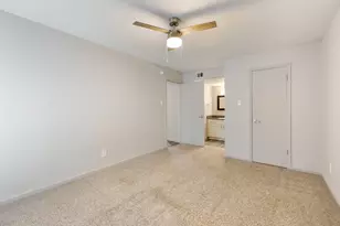 8701 Town Park Dr, Houston, TX 77036 - Photo 2