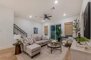 1911-1913 Dewalt St, Houston, TX 77088 - Photo 2