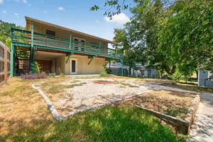 190 White Oak Cir, Point Blank, TX 77364 - Photo 14