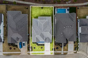 17011 Sweet Iris Ct, Conroe, TX 77302 - Photo 2