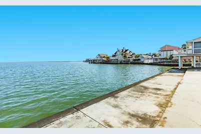 3910 & 3912 Bob Smith Road, Jamaica Beach, TX 77554 - Photo 12