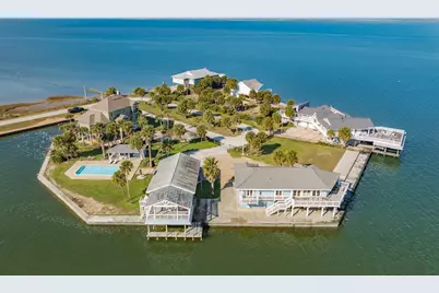 3910 & 3912 Bob Smith Road, Jamaica Beach, TX 77554 - Photo 2