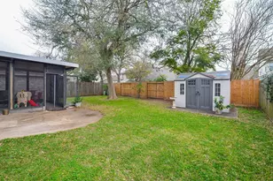 4614 Rainbow Run, Sugar Land, TX 77479 - Photo 20