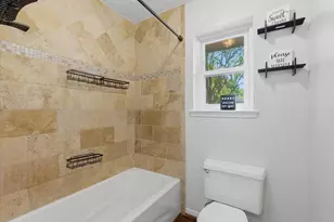 4014 Pin Oak Dr, Mont Belvieu, TX 77523 - Photo 18
