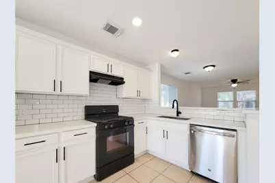 6108 Elton Knolls Street, Katy, TX 77449 - Photo 10