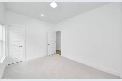 8109 Hamlet Street, Houston, TX 77078 - Photo 28