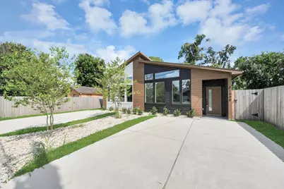 8109 Hamlet Street, Houston, TX 77078 - Photo 2