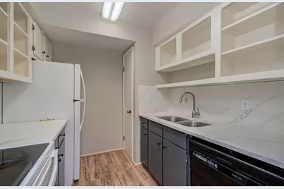 6410 Del Monte Drive #118, Houston, TX 77057 - Photo 10