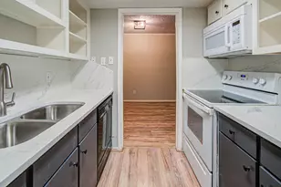 6410 Del Monte Dr, Houston, TX 77057 - Photo 12