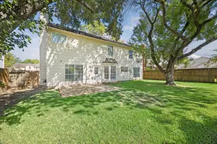 806 Forest Bay Ct, Houston, TX 77062 - Photo 10
