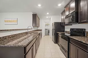 6214 El Topacio Dr, Houston, TX 77048 - Photo 8