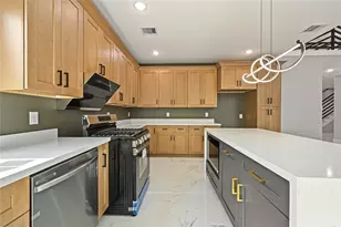 7607 Woodsman Trail, Houston, TX 77040 - Photo 14