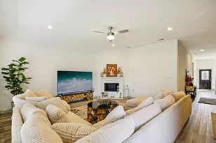 723 Westwood Dr, League City, TX 77573 - Photo 8