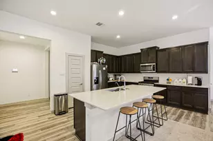 723 Westwood Dr, League City, TX 77573 - Photo 6