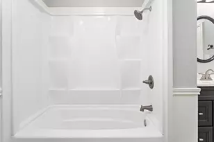 16002 Diana Ln, Houston, TX 77062 - Photo 20