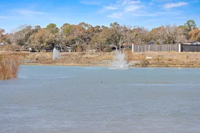 16002 Diana Lane, Houston, TX 77062 - Photo 32