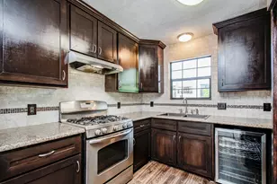 619 Shadylawn St, Shoreacres, TX 77571 - Photo 10