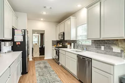 213 N Amherst Drive, West Columbia, TX 77486 - Photo 4