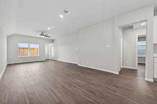 9247 Grace Rdg Dr, Willis, TX 77318 - Photo 14