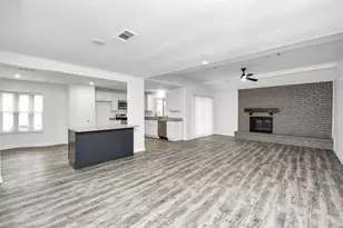 3102 Cherry Creek Dr, Missouri City, TX 77459 - Photo 4