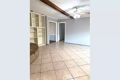 12615 Shannon Hills Drive, Houston, TX 77099 - Photo 14