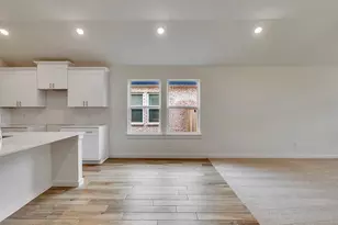 8323 Amber Summit Ln, Angleton, TX 77515 - Photo 6