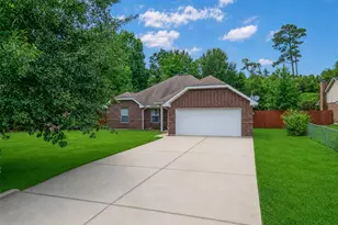 1600 Sweetgum St, Conroe, TX 77385 - Photo 2