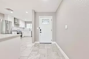 16502 Diana Ln, Houston, TX 77062 - Photo 6