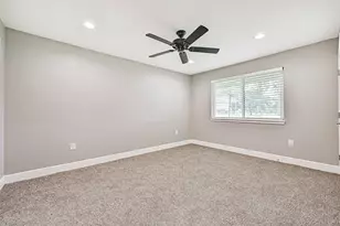 16502 Diana Ln, Houston, TX 77062 - Photo 26