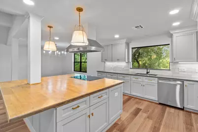 128 Schooner, Livingston, TX 77351 - Photo 10