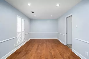 3415 Freshmeadows Dr, Houston, TX 77063 - Photo 4