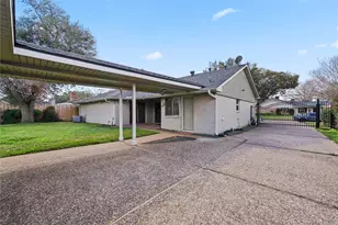 3415 Freshmeadows Dr, Houston, TX 77063 - Photo 30