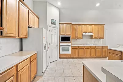 3210 Silverberry Trail, Kingwood, TX 77345 - Photo 8