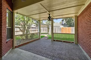 3210 Silverberry Trail, Kingwood, TX 77345 - Photo 36