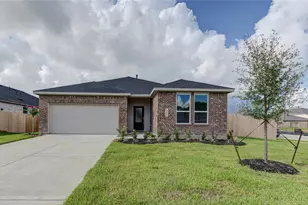 400 Robin St, Angleton, TX 77515 - Photo 1