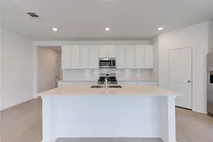 400 Robin St, Angleton, TX 77515 - Photo 20