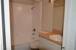 8100 Creekbend Dr, Houston, TX 77071 - Photo 16