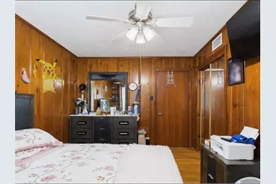 113 W Riverwood Drive, Houston, TX 77076 - Photo 10