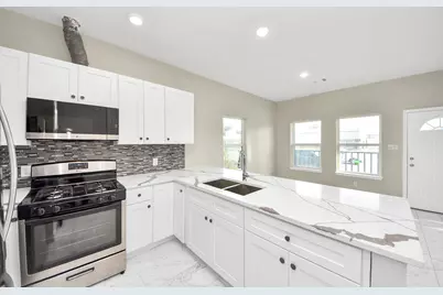 8215 La Porte Road, Houston, TX 77012 - Photo 10