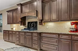 20722 Lavone Dr, Porter, TX 77365 - Photo 16