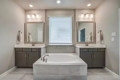 4204 Weathered Oak Drive, Houston, TX 77080 - Photo 20