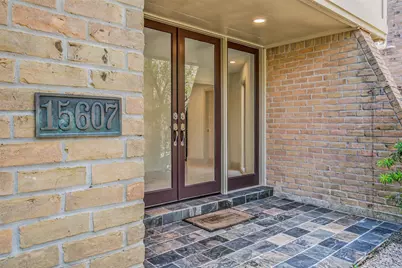15607 Memorial Drive, Houston, TX 77079 - Photo 2